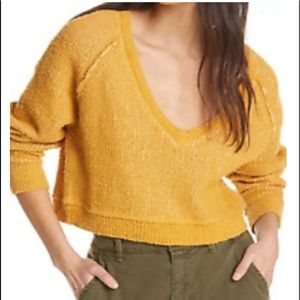 Free People V- neck High Low Sweater. NWOT